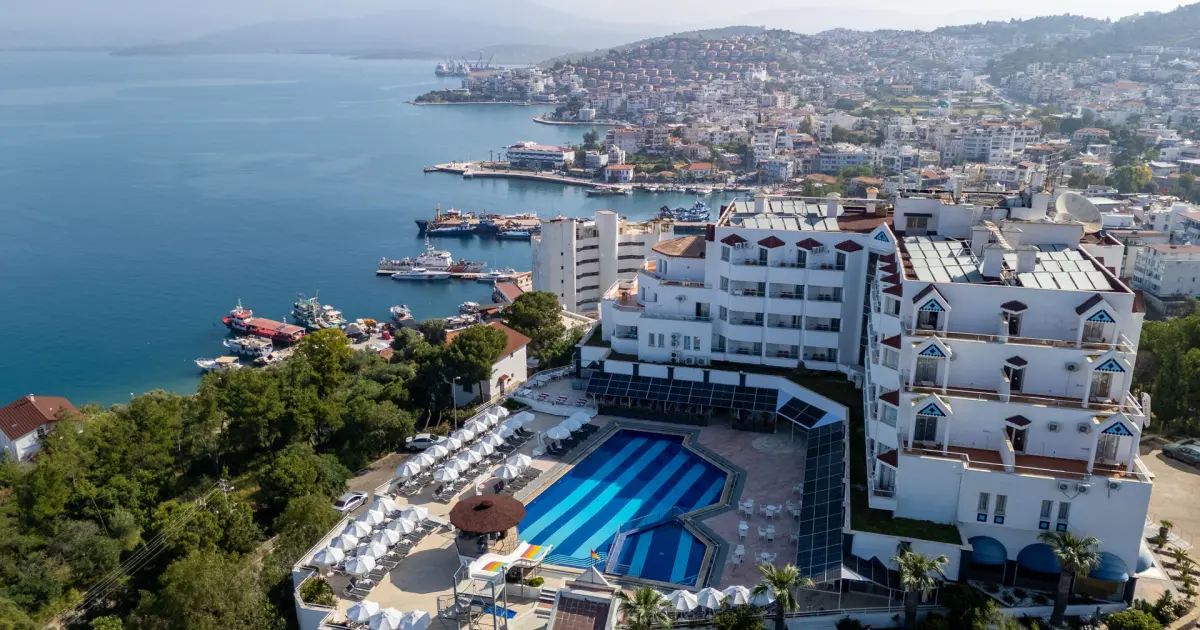 Roseira Beach Resort
